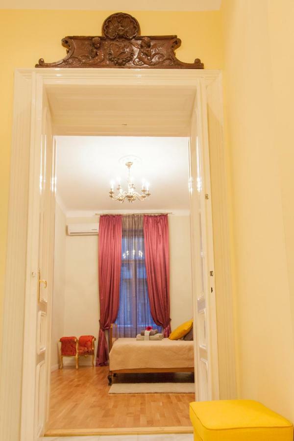 New York Palace View Appartement Boedapest